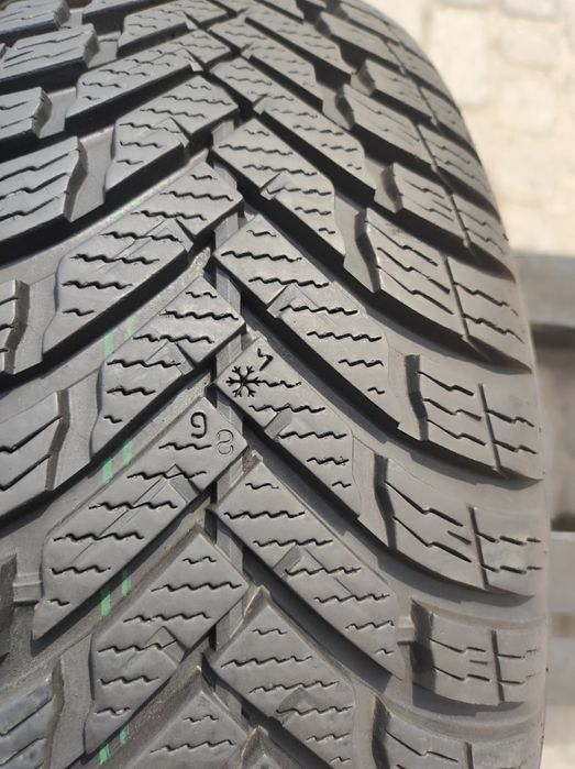 185.65.14 jedna opona Nokian WeatherProof  8mm