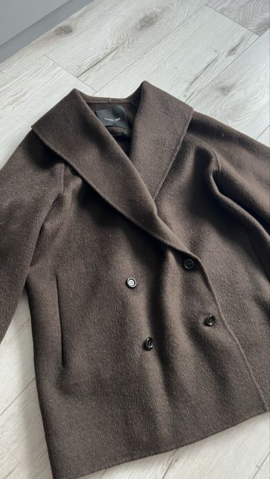 Płaszczyk z naturalnej wełny Massimo Dutti