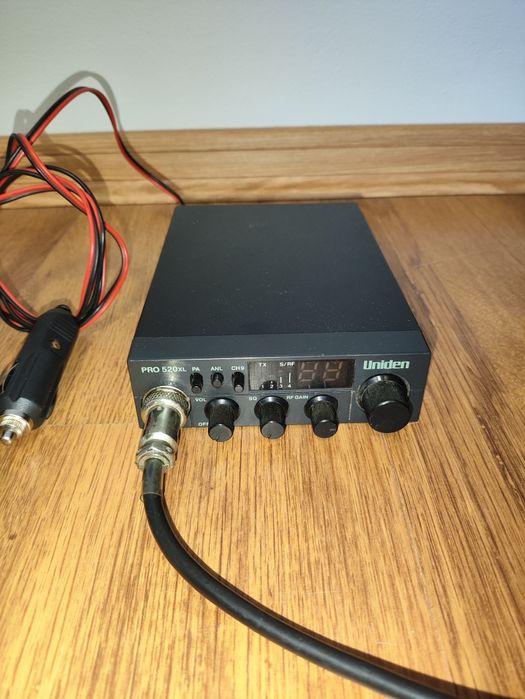 Cb radio Uniden 520xl + antena gratis