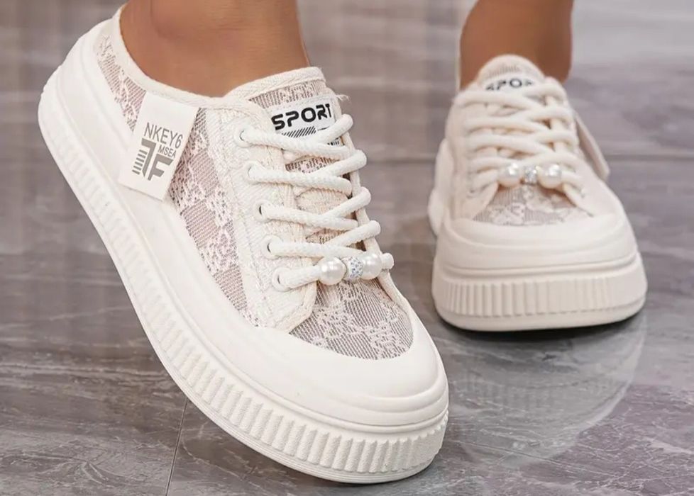 Кеды женские летние, открытые, с кружевом