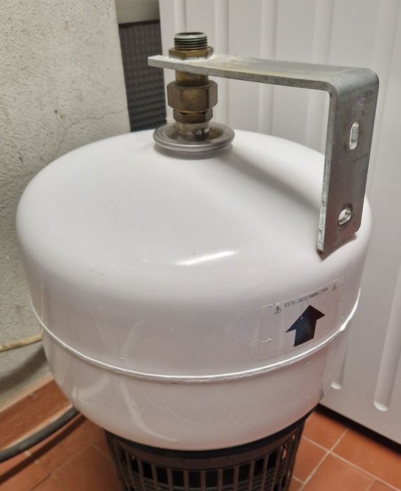 Vaso de expansão solar de 18 litros