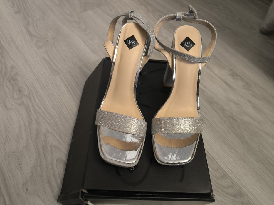WJS buty damskie roz. 38 srebrne brokatowe