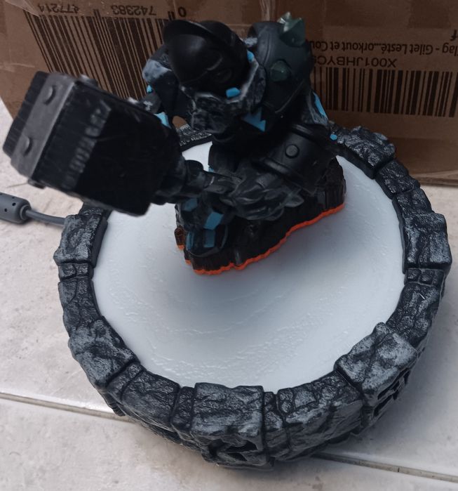 Boneco  Skylanders Giants: Granite Crusher + Portal