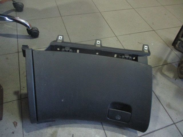 Porta luvas HYUNDAI i30 CW (FD)