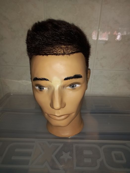 Vendo cabeças de treino de cabeleireiro