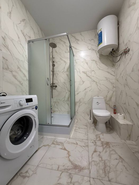 Квартира подобово, погодинно на набережній Тепла дуже