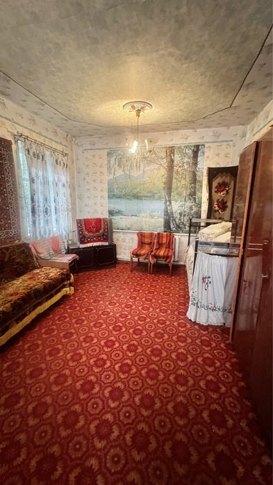 Терміново продам цегляний  будинок  в с. Медвин
