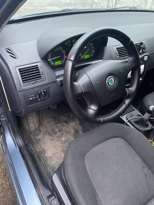 Шкода фабія 2007 рік