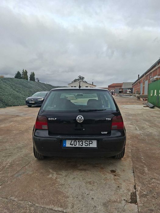 Golf IV 1.9 TDI em bom estado