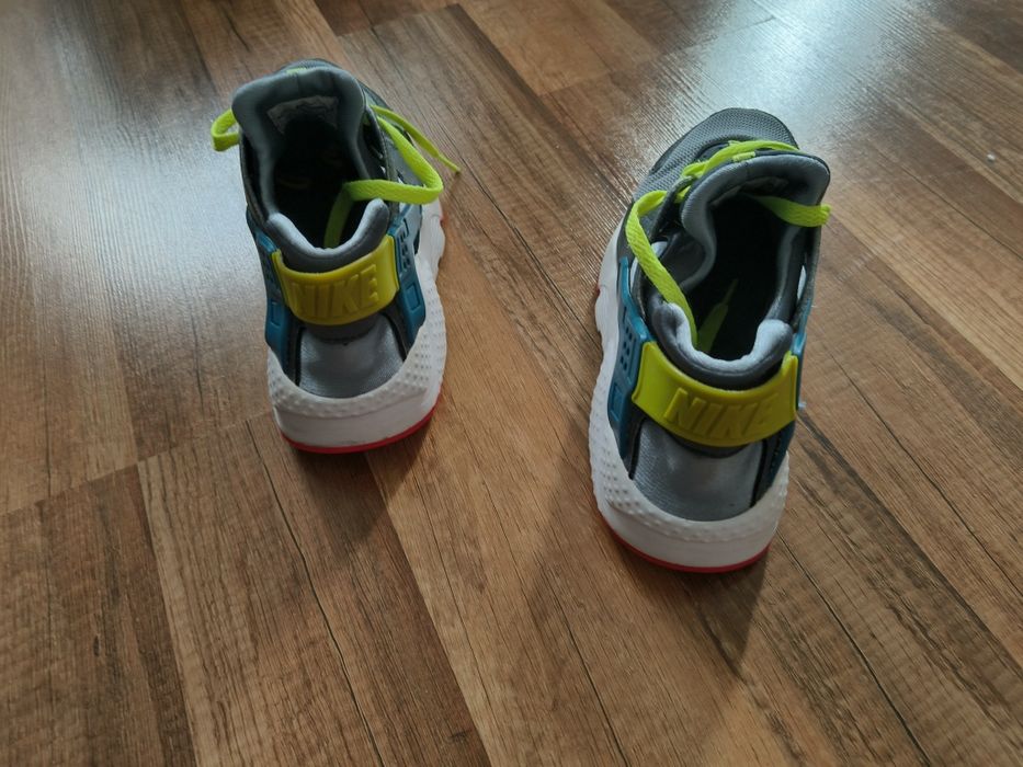 Buty Nike Huarache rozmiar 38,5 24cm