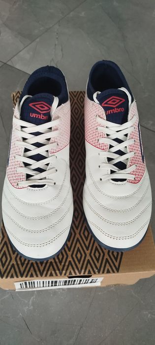 Halówki męskie młodzieżowe Umbro 41 białe