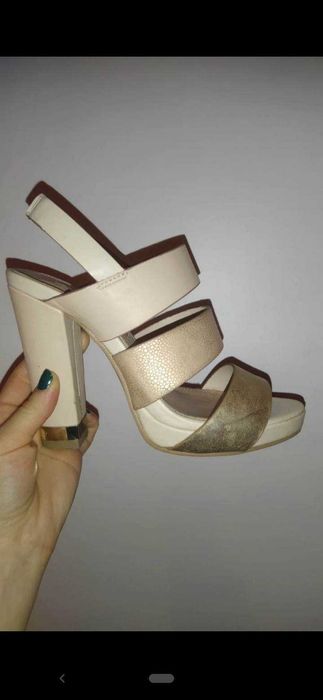 Sandálias bege da Blanco