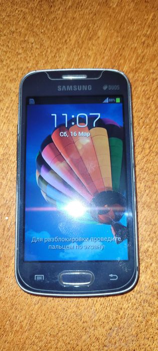 Телефон SAMSUNG на две карты