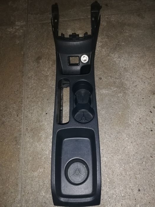 Consola Central Ford Fiesta (08-12)