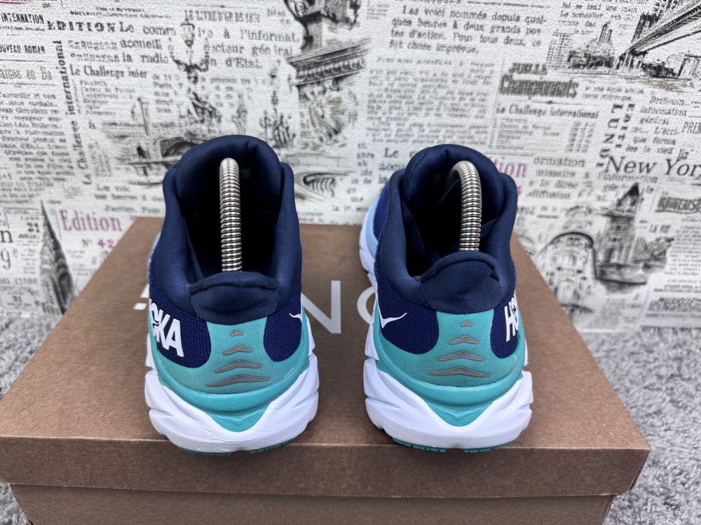 Кросівки Hoka One One Clifton 8 Розмір 40 Original Взуття: 1 450 грн. - Кросівки для міста Надвірна на Olx Кросівки Hoka One One Clifton 8 Розмір 40 Original Взуття: 1 450 грн. - Кросівки для міста Надвірна на Olx