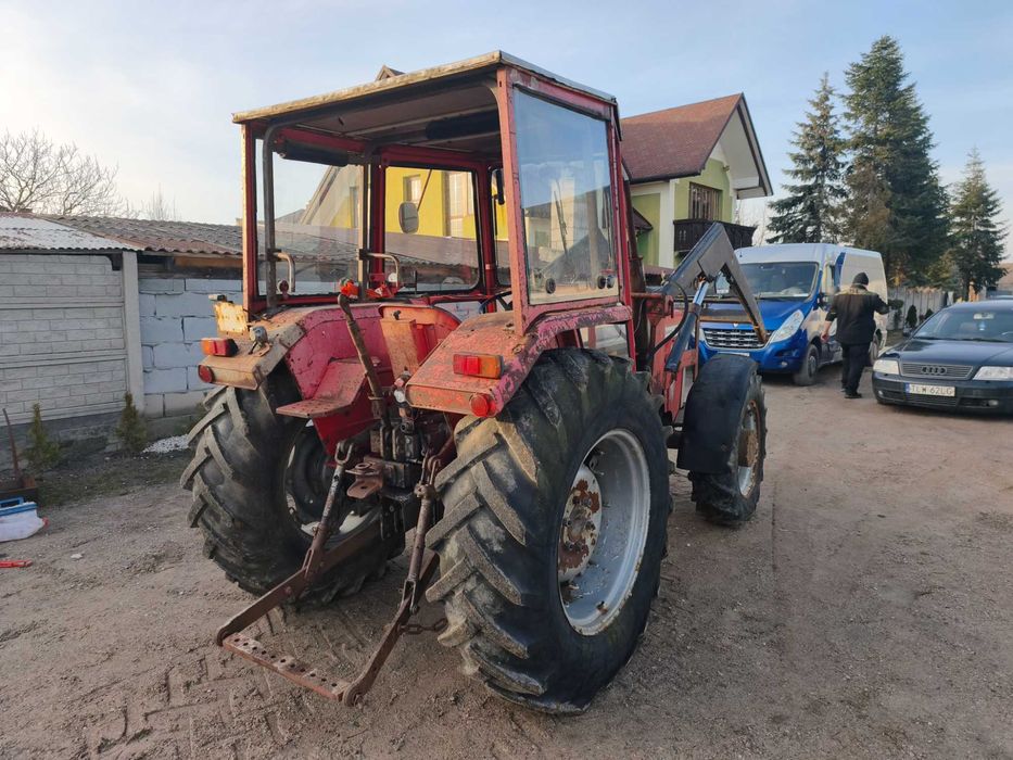 Massey Ferguson 274 z turem