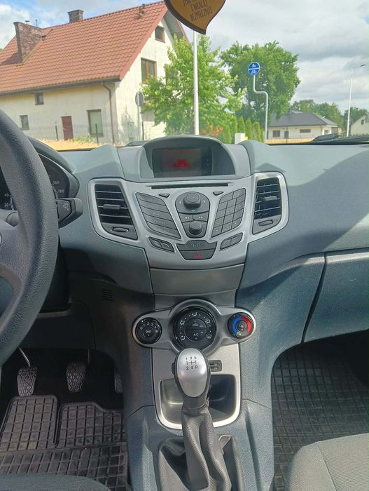 Ford fiesta mk7.