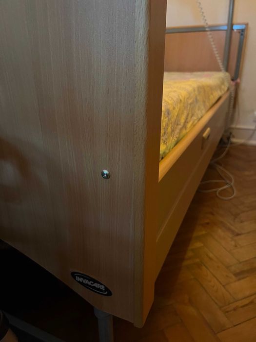 Cama Articulada Elétrica (Invacare) + Colchão Preventivo de Escaras