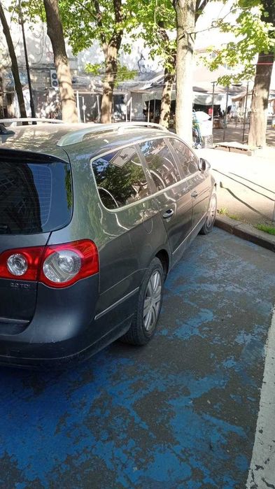 Volkswagen Passat 2008 2.0 TDI дизель