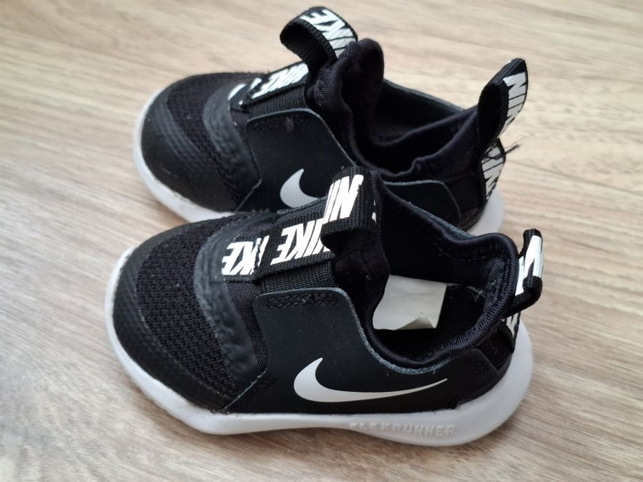 Buciki dziecięce Nike 18,5 rozm.