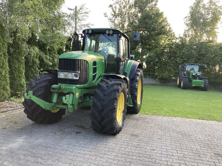 John  Deere. 7530 premium JD 7430