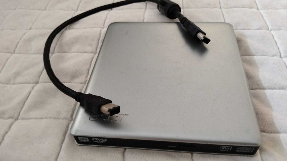 gravador externo de CD/DVD  ACER FireWire