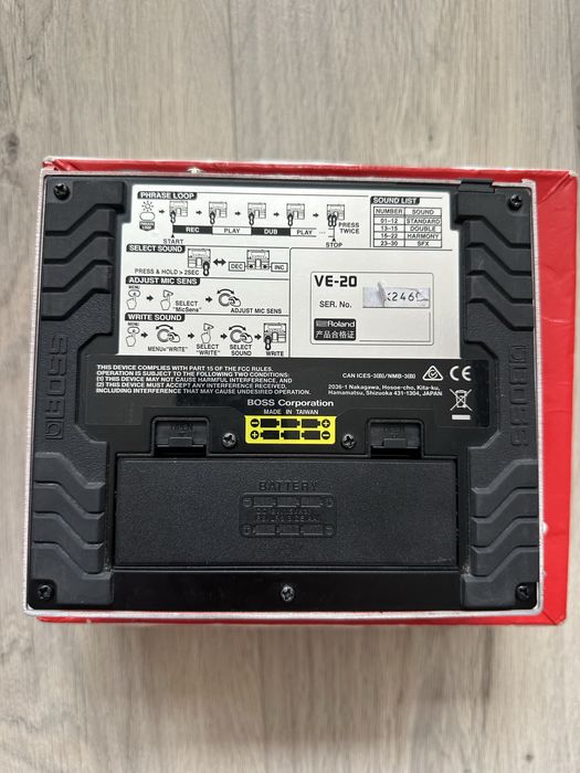 Вокальний процесор Boss VE-20