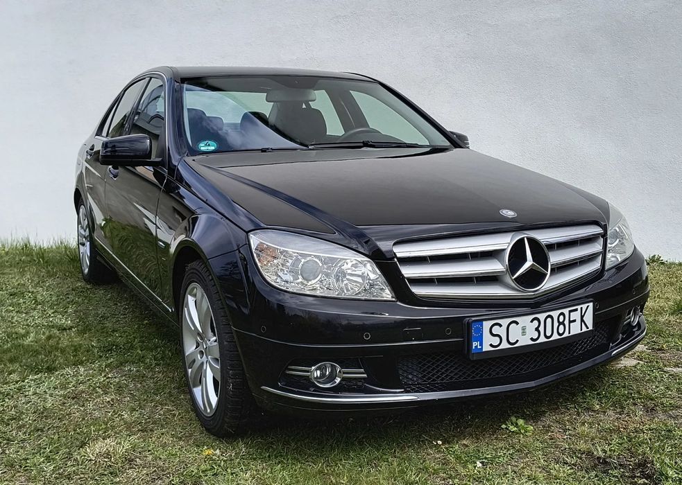 Mercedes-Benz Klasa C Mercedes C Klasa W204 - czarny sedan 1.8 CGI Avantgarde w super stanie