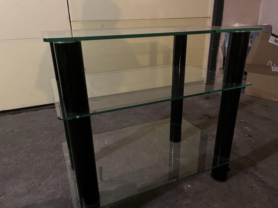 Półka komoda RTV szklana na czarnych nogach
