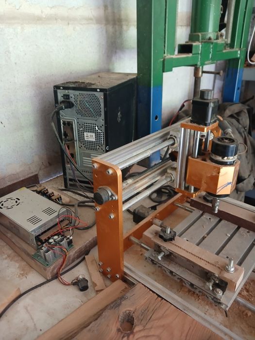 Frezarka Cnc. I inne