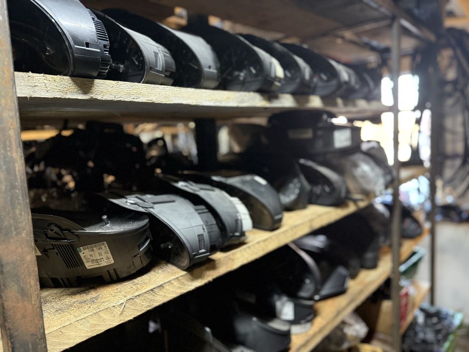 Приборна панель Щиток Приладів BMW E38 E39 E46 E53 Е60 E65 Е87 Е90 Е91