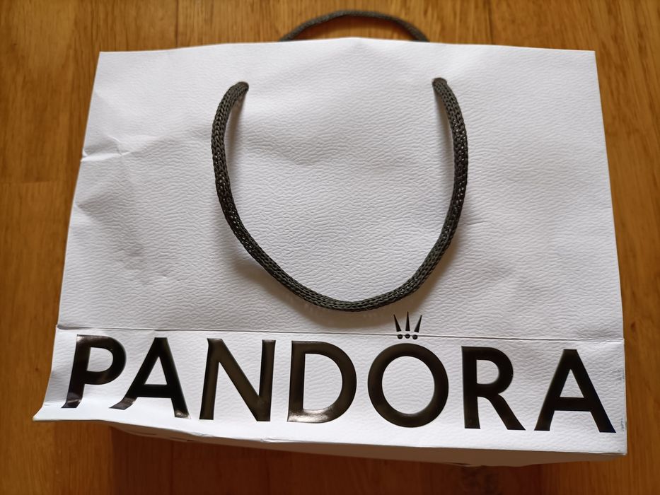 Brincos Sparkling flowers stud Pandora