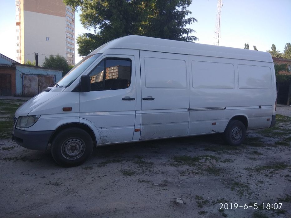 Вантажні перевезення Mersedes sprinter