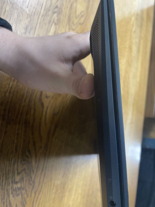 Asus ZenBook 13 OLED отличное состояние