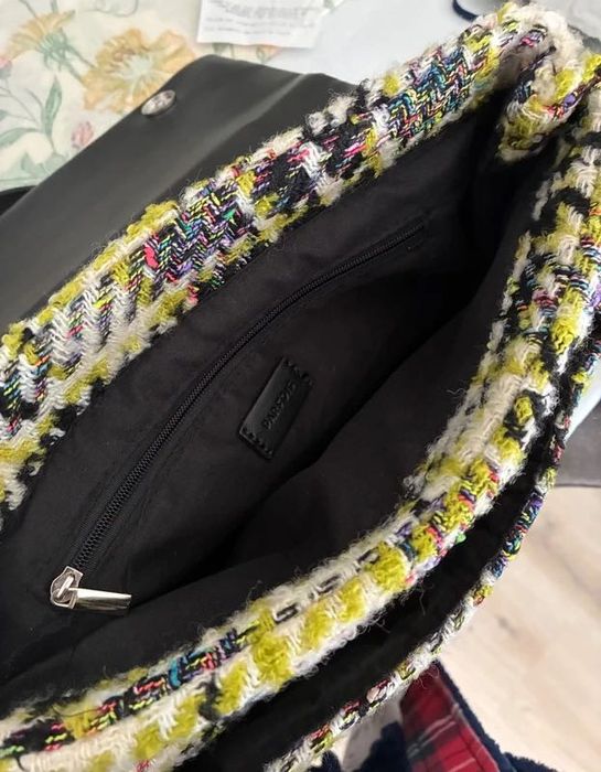 Mala da parfois nova