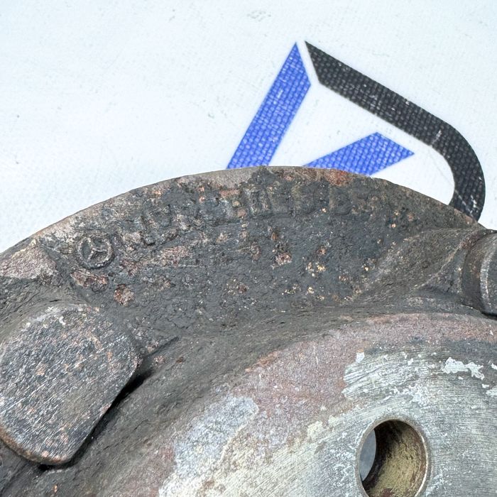 Коронка передня Двохкаткова на Спринтер 906