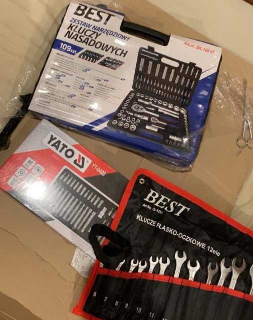 Nowoczesny KOMPLET NARZĘDZIOWY Zestaw Klucze Nasadowe Yato (WYPRZEDAŻ)
