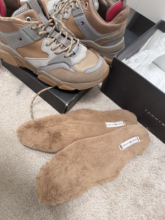 Nowe Tommy Hilfiger brazowe beżowe szare adidasy jesień buty oryginalne
