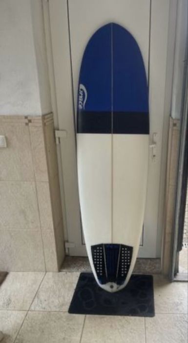Prancha de Surf Malibu 6’2 – Quase Nova!