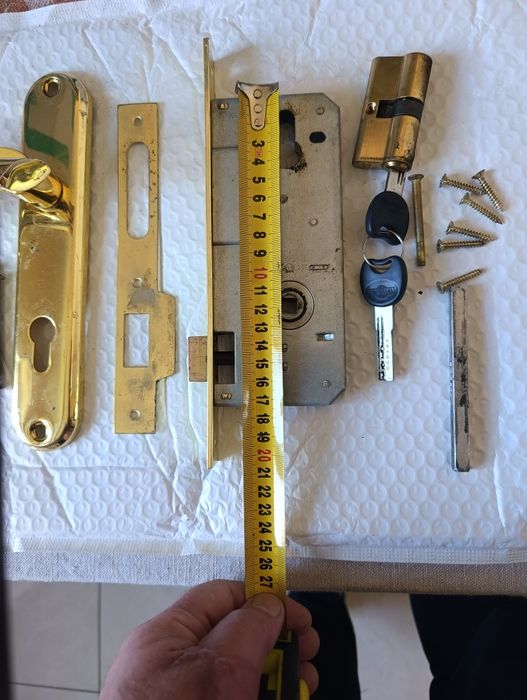 Замок barrera, міжкімнатний з ручками