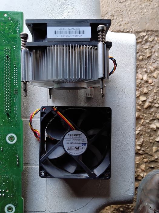 HP - Motherboard Placa-Mãe L 7 5 3 6 5- 6 0 1