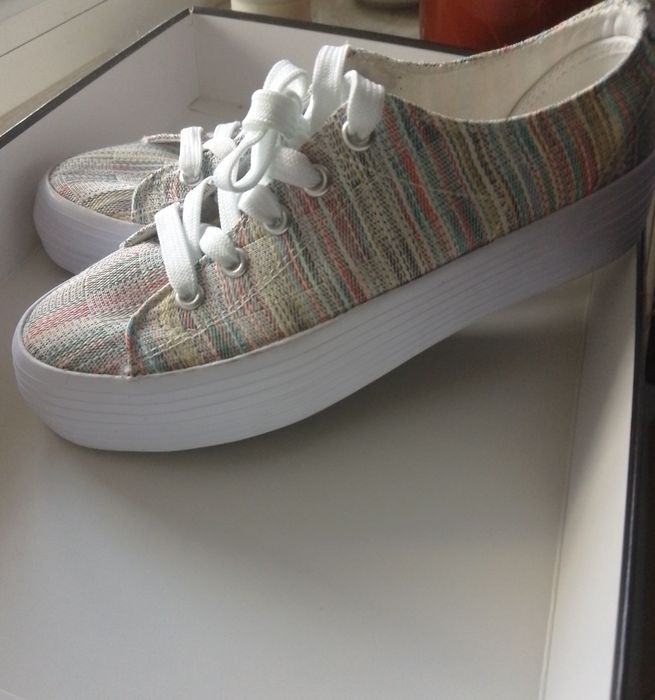 Нові кеди Vty ціною 900 грн.за 400.