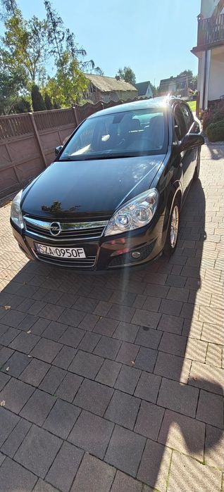 Opel Astra Sprzedam Opel Astra H 2009 benzyna + gaz