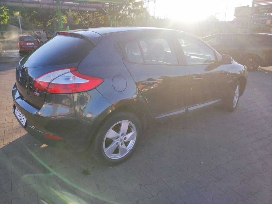 Sprzedam Zamienię Renault Megane 3 1,6 Benzyna 2011rok Automat  Godna Polecenia