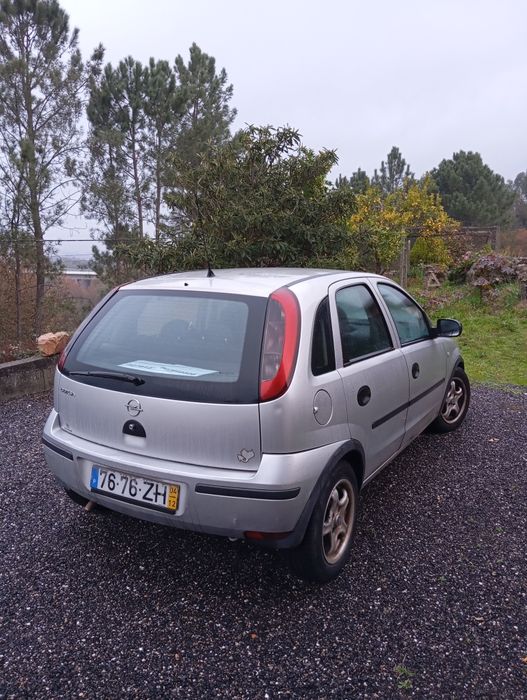 Opel Corsa C 1.0 (com avaria)