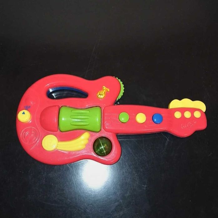 Zabawka interaktywna - gitara