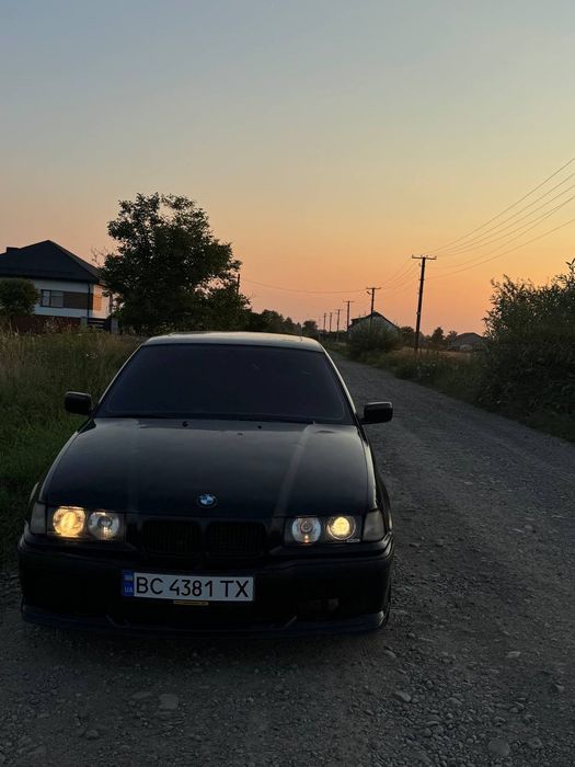 продам авто бмв е36