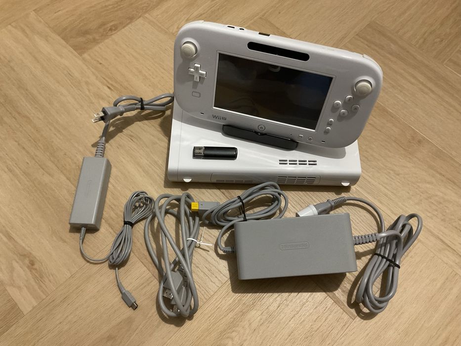 Konsola Nintendo Wii U 128 GB wii U Pad i 20 klasyków