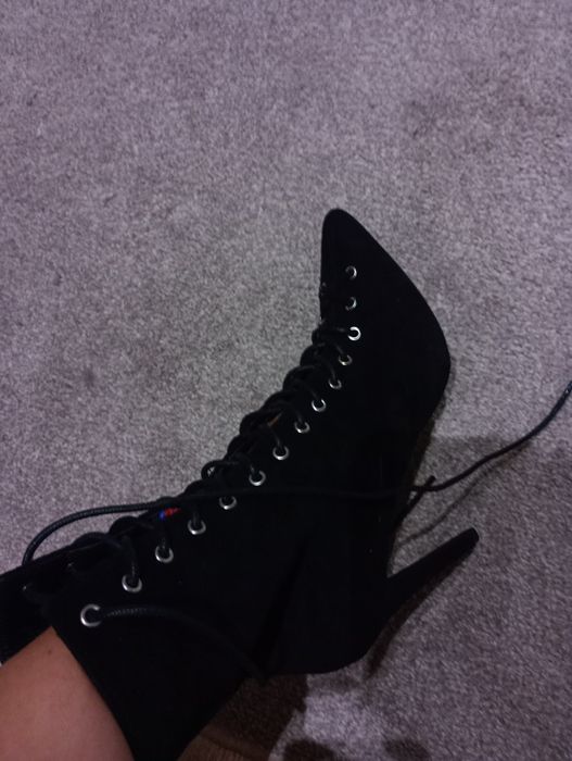 Nowe szpilki czarne Boohoo 6 39 wiązane