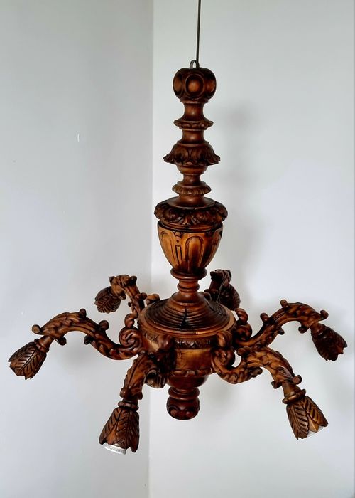 Piękny Żyrandol Antyk Lite Drewno